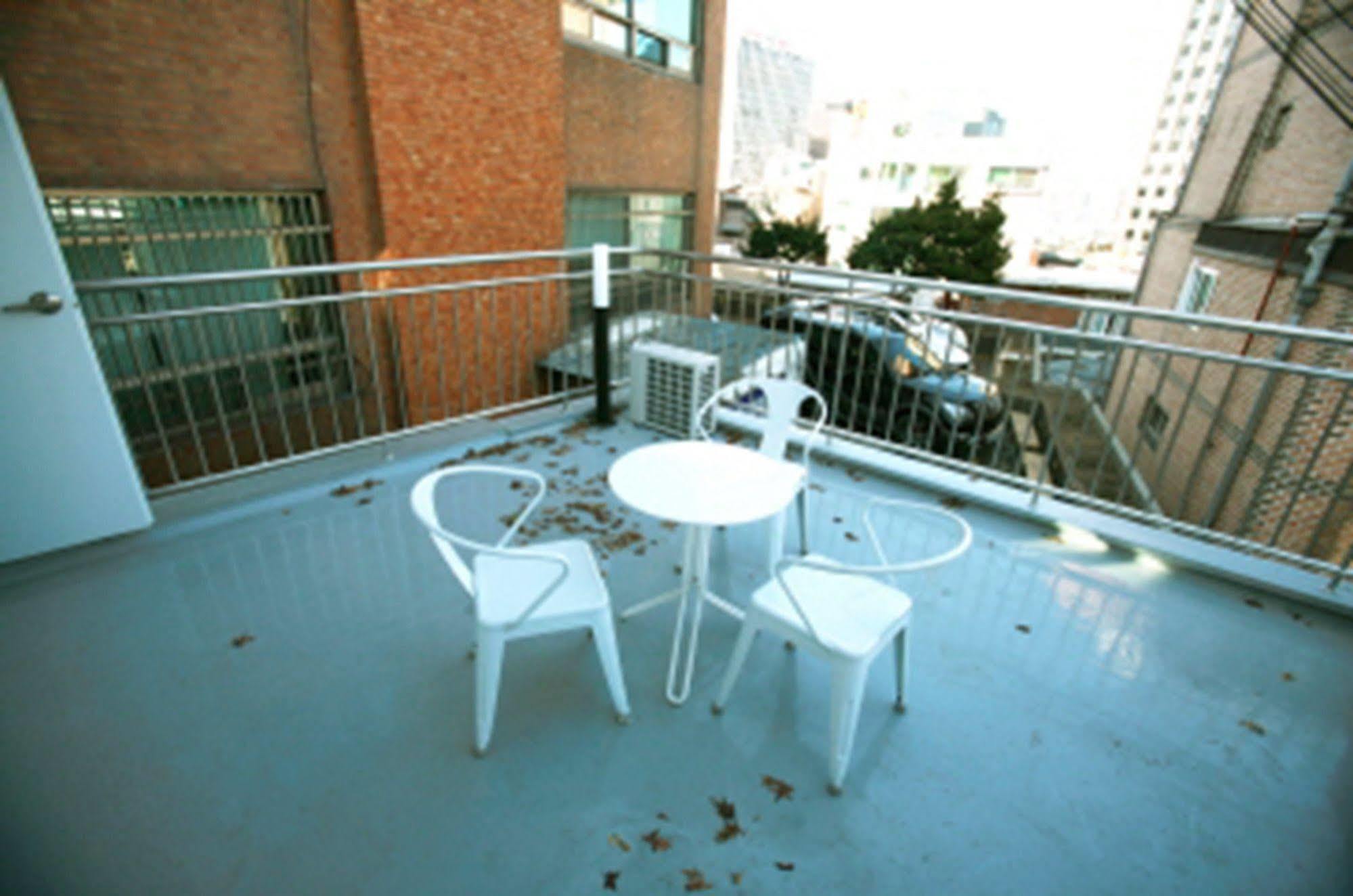 Jj Residence Сеул Екстериор снимка